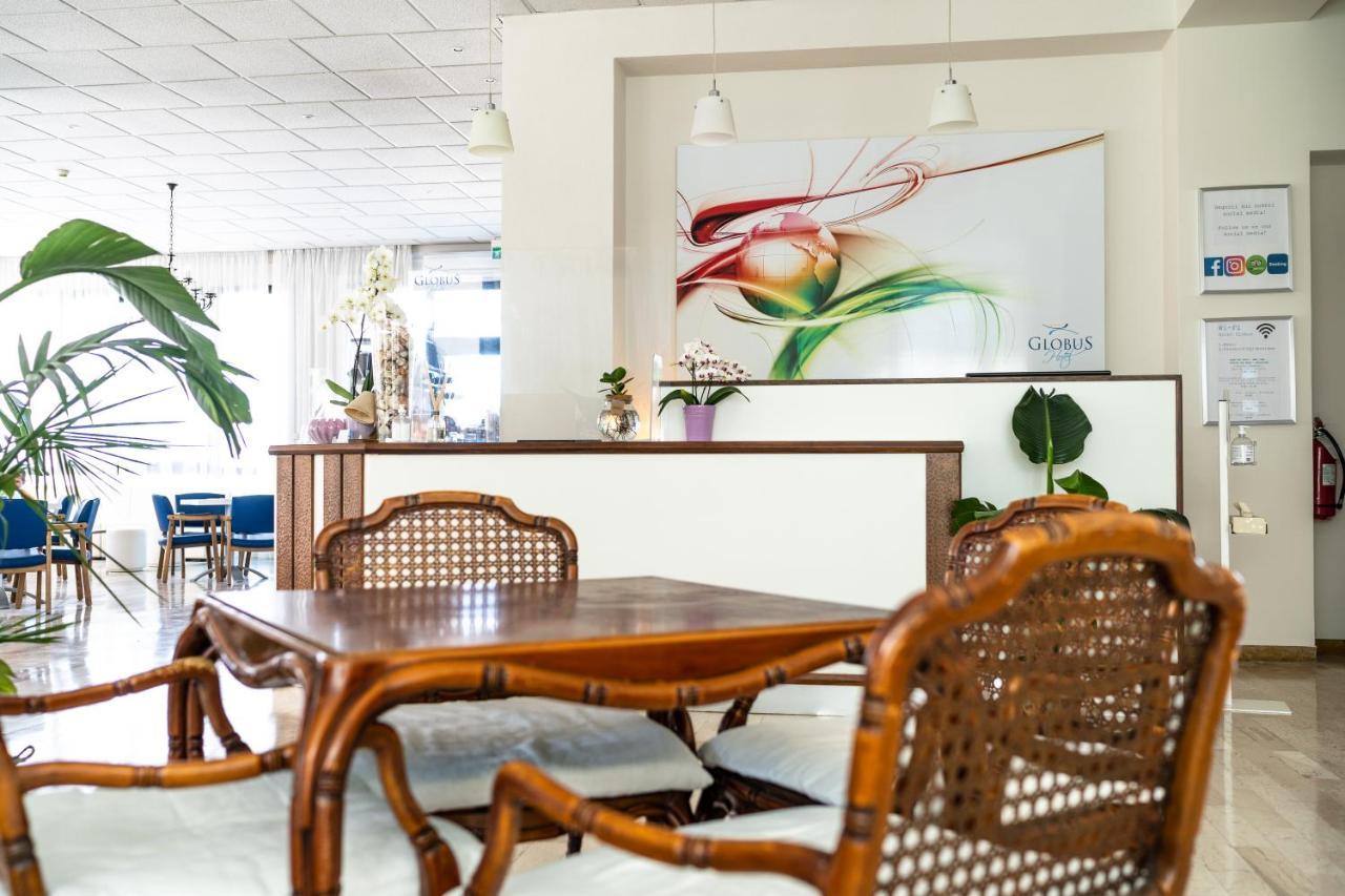 Hotel Globus Беллария-Иджеа-Марина Экстерьер фото