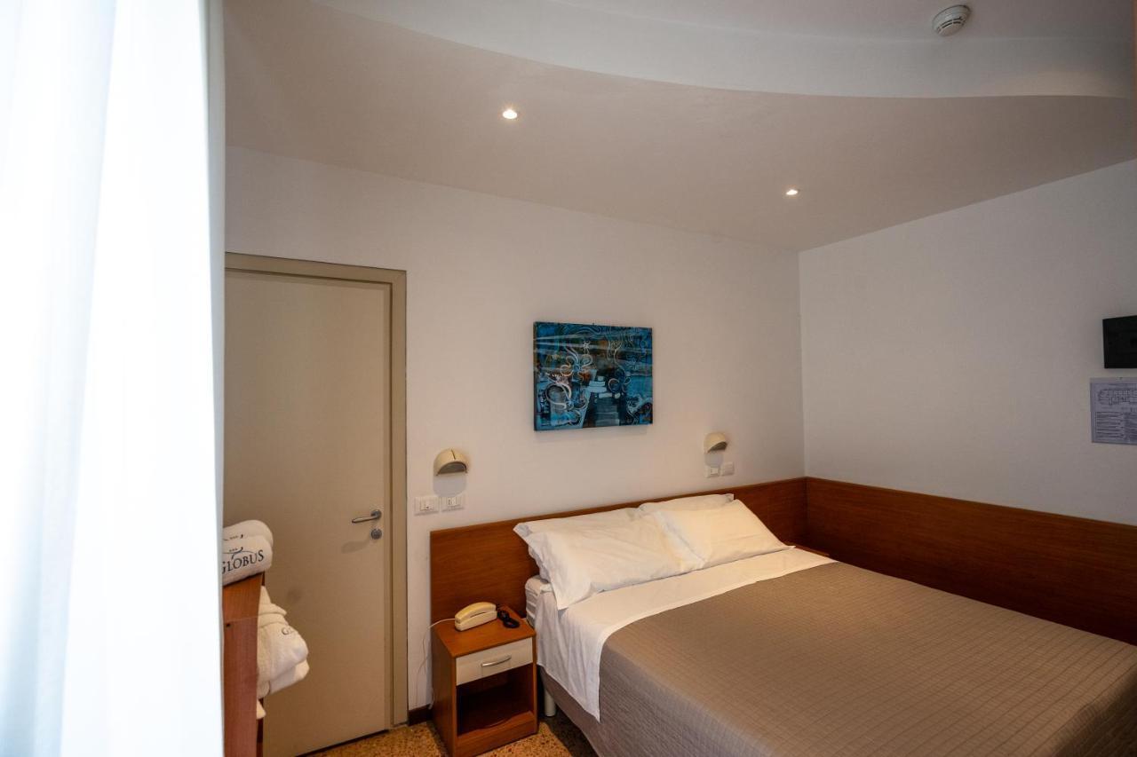 Hotel Globus Беллария-Иджеа-Марина Экстерьер фото